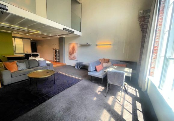 Two bedroom Character CBD Apartment - Photo 1