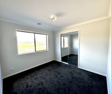 Welcome to 30 McCarthy Street, Churchill! - Photo 3