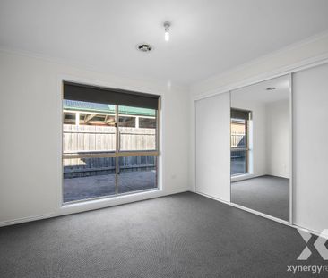 Family Comfort in a Location You’ll Love - Photo 3