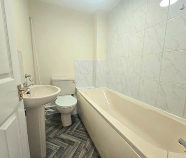 1 bedroom ground floor flat to rent - Photo 5