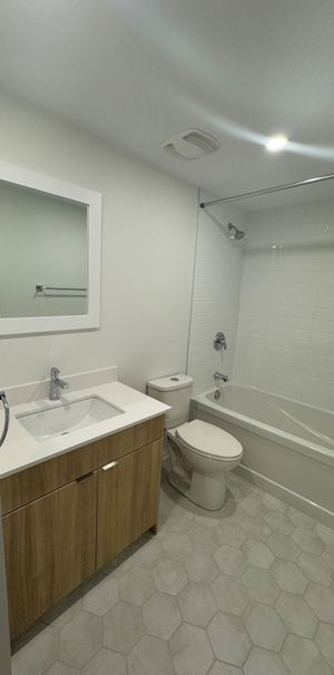 For Lease - 167 Thirtieth Street Unit# 3, Toronto, Ontario - Photo 1
