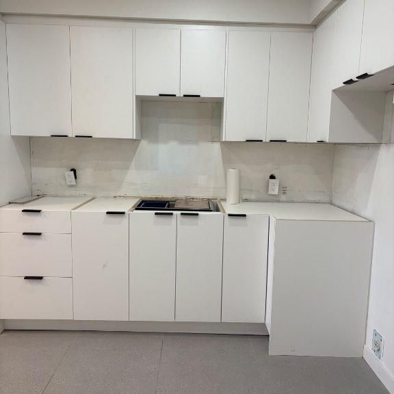 À louer appartement 4-1/2 non chauffé 3e étages - Photo 1