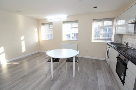 1 bedroom apartment to rent - Photo 4