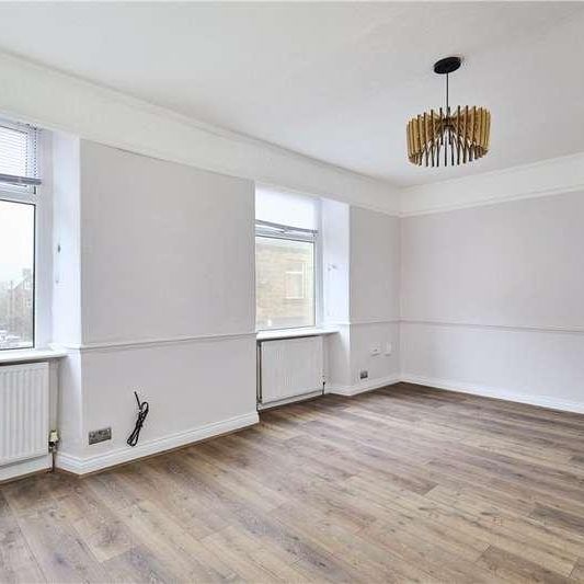 Flat, Leeds Road, Ilkley, West Yorkshire, LS29 - Photo 1