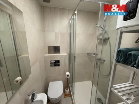 Pronájem bytu 1+kk, 27 m - Photo 2