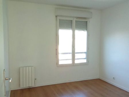 Location Appartement 4 pièces 85 m2 à Aubervilliers - Photo 4