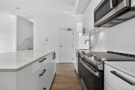 For Lease - 35 Birchcliff Avenue Unit# 30, Toronto, Ontario - Photo 4