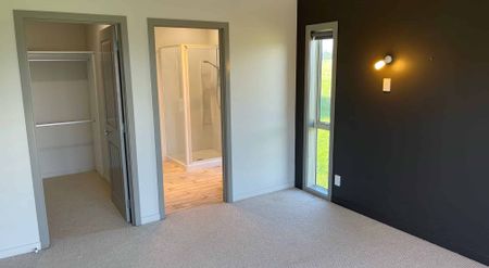 Sea, Sand & Sunshine - Photo 2