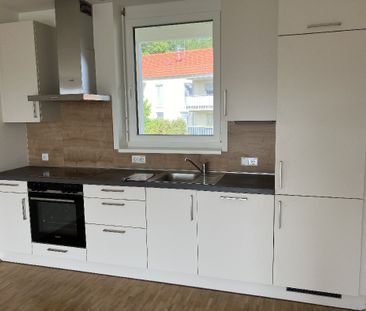 Sonnige 3-Zimmer-Wohnung im 1. Obergeschoss mit Balkon - Photo 6