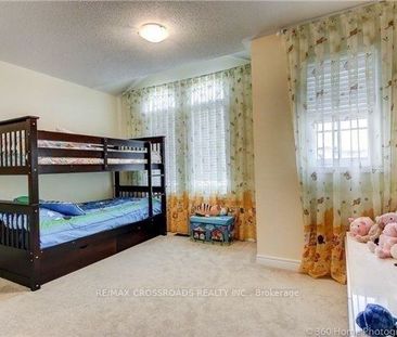 For Lease - 205 Laker Court, Newmarket, Ontario - Photo 5