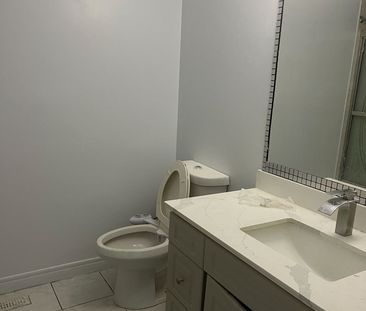 For Lease - 7714 Redstone Road, Mississauga, Ontario - Photo 6