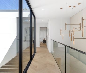 Brand New Luxury 4 Bedroom Townhouse with Lift & High End Finishing - Photo 2