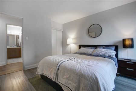 For Lease - 8 Wellesley Street Unit# 803, Toronto, Ontario - Photo 5