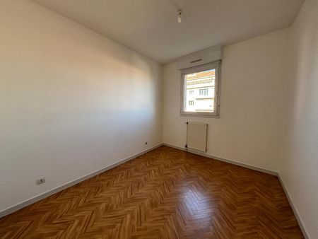 Location Appartement 3 pièces 69m² VALENCE 26000 - Photo 4