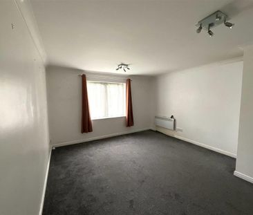 2 bedroom property to rent - Photo 4