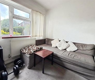 1 bedroom in a house share to rent - Photo 6