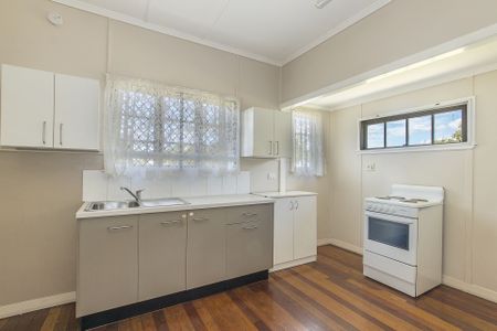 16 Love Lane, Rosslea - Photo 2