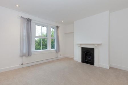 4 bedroom townhouse to rent - Photo 3
