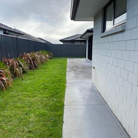 Near New Brick and Tile Home in The Lakes - Photo 1