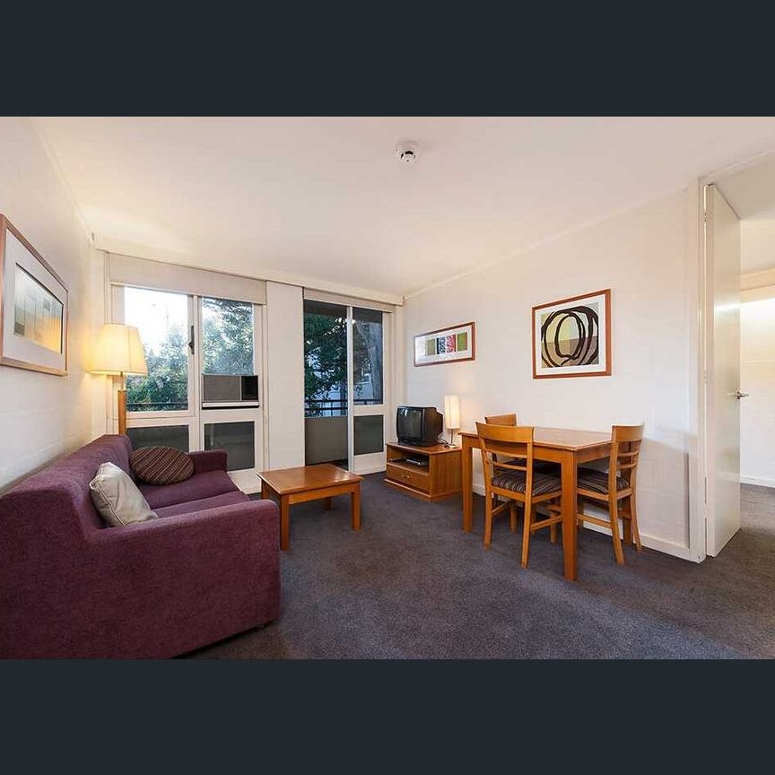 Prime South Yarra Location - Convenient & Connected - Photo 1