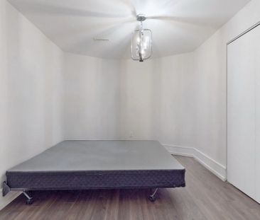 For Lease - 72 Lensmith Drive, Aurora, Ontario - Photo 4