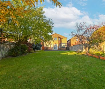 For Lease - 497 Winfield Terrace, Mississauga, Ontario - Photo 4