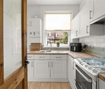 2 bedroom terraced house to rent - Photo 3