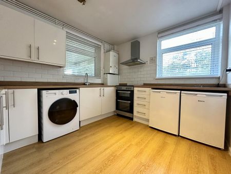 2 bedroom flat to rent - Photo 5