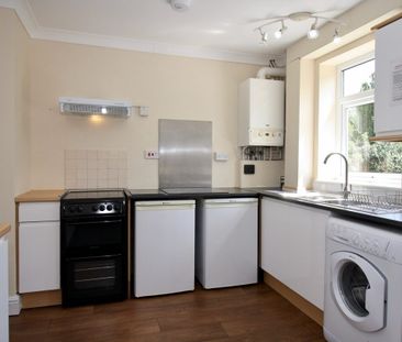 7 Bedroom Student property – Available 29/07/2025 - Photo 1