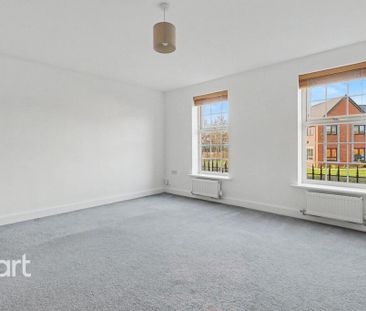 4 bedroom semi-detached house to rent - Photo 4