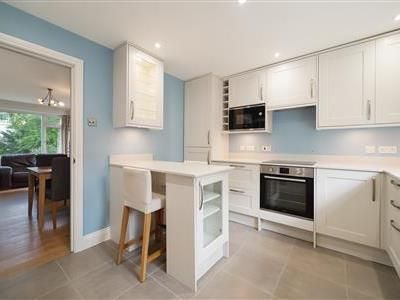 Maple Close, SW4 - Photo 5