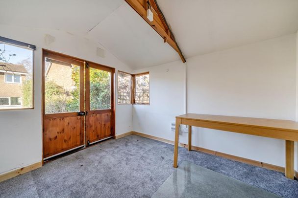 3 bedroom semi-detached house to rent - Photo 1