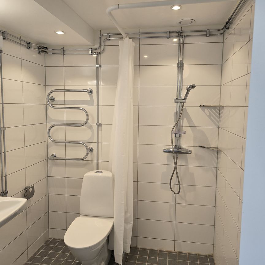 Åstadalsvägen, Örebro - Foto 1