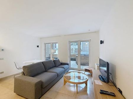 Appartement te huur - Foto 2