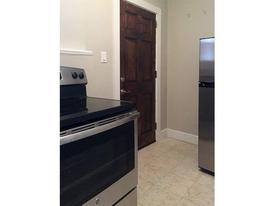 For Lease - 451 Parliament Street Unit# 4, Toronto, Ontario - Photo 1