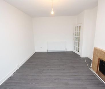 3 bedroom apartment to rent - Photo 1