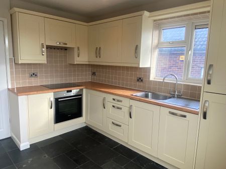 Queens Crescent, Doncaster, Bawtry - Photo 4