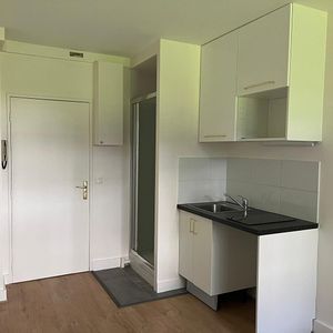Appartement Saint Cloud 1 pièce(s) 12.25 m2 - Photo 2