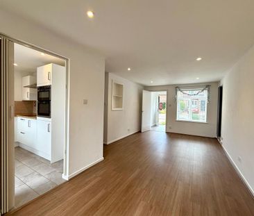 3 bedroom semi-detached house to rent - Photo 1