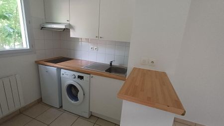 location Appartement T2 DE 42.28m² À BUSSY ST GEORGES - Photo 2