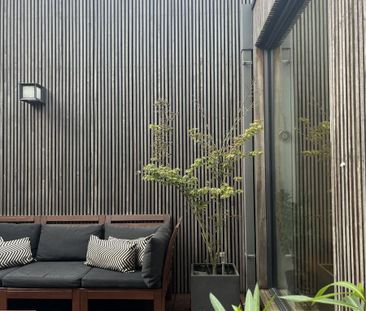 Flat - for rent - Photo 1