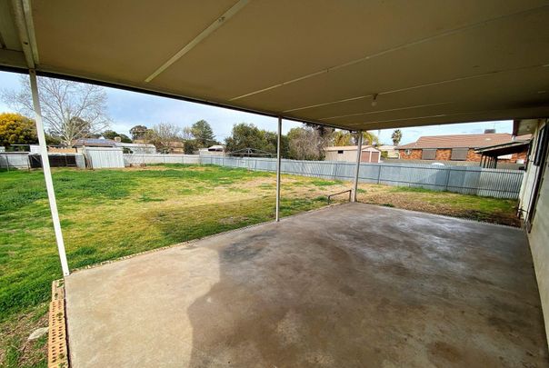 C21 Central West 6862 1265 - Photo 1