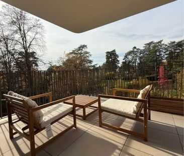 URGENCE – REPRISE DE BAIL : MAGNIFIQUE 3 PIÈCES ATTIQUE À VESSY (GE... - Foto 2