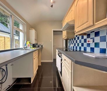 2 bedroom terraced house to rent - Photo 4