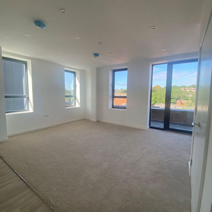 2 Bed Flat, Lansdowne Hill, SE27 - Photo 1