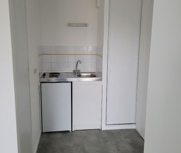 Location Appartement 2 pièces 28m² ARRAS 62000 - Photo 4