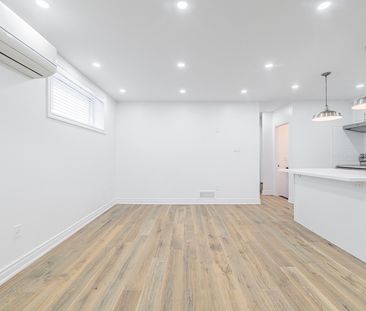 For Lease - 86 Fairleigh Crescent, Toronto, Ontario - Photo 2