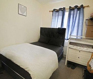 Knighton Lane, Aylestone, Leicester, LE2 - Photo 1