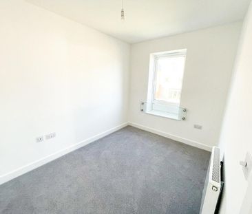 3 bedroom detached house to rent - Photo 3