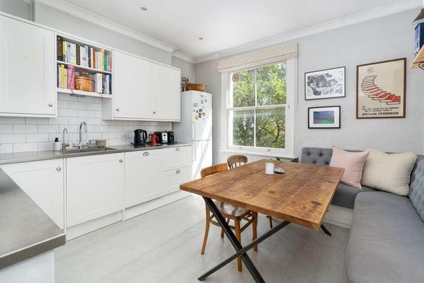 Highbury Hill, London, N5 - Photo 1